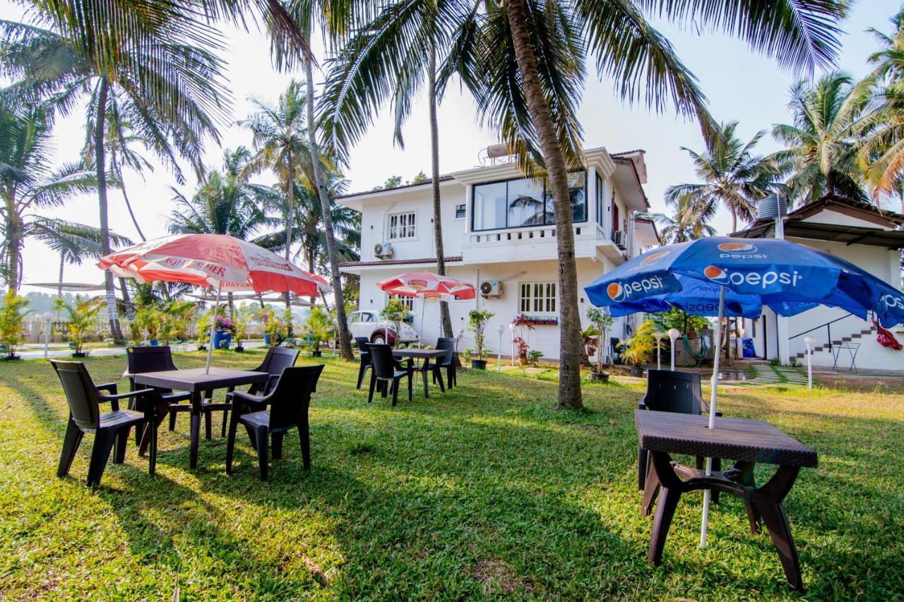 Bed and Breakfast White House In Goa, Truly Amazing Experience à Saligao Extérieur photo