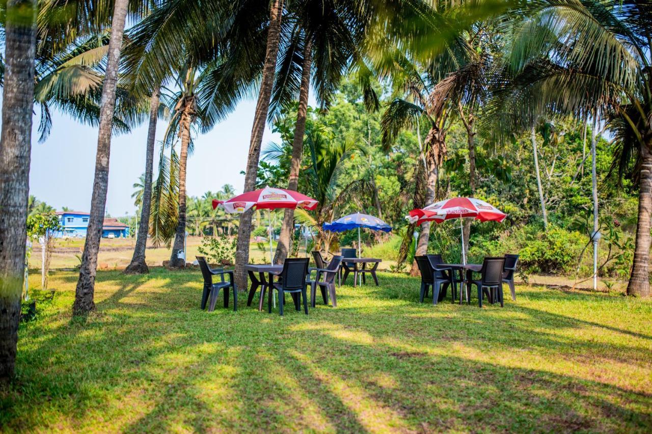 Bed and Breakfast White House In Goa, Truly Amazing Experience à Saligao Extérieur photo
