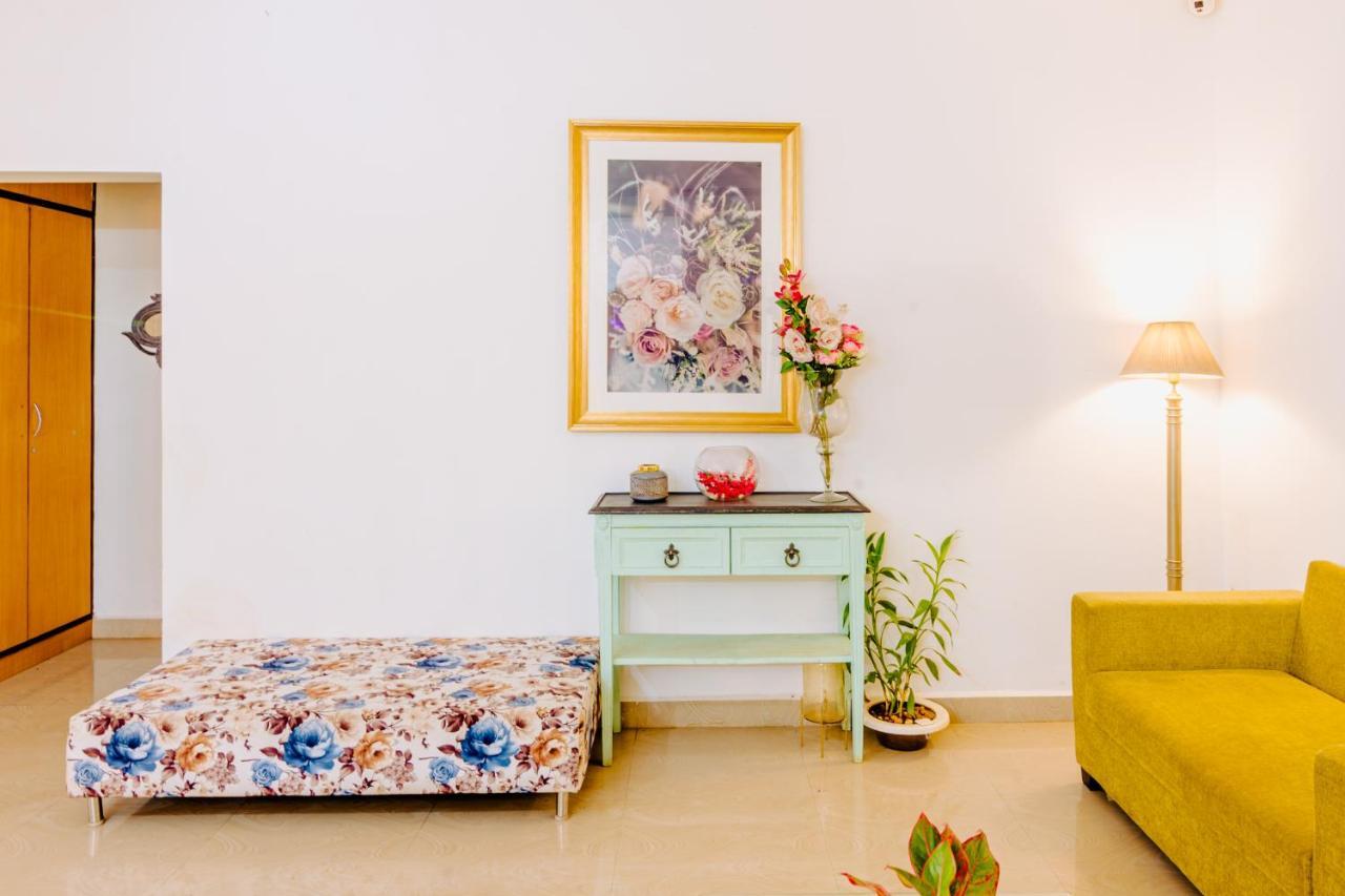 Bed and Breakfast White House In Goa, Truly Amazing Experience à Saligao Extérieur photo